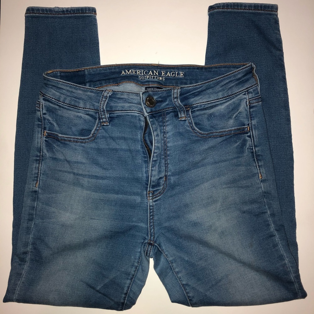 AMERICAN EAGLE BLUE SUPER STRETCH JEANS